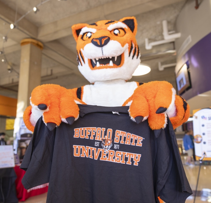 Benji Bengal with buffalo state university shirt
